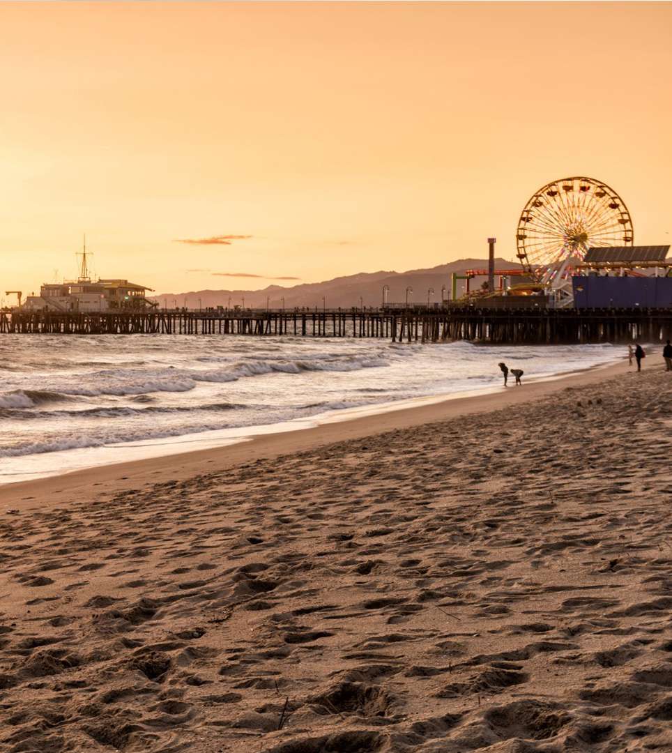 ICONIC SANTA MONICA ATTRACTIONS ARE STEPS AWAY